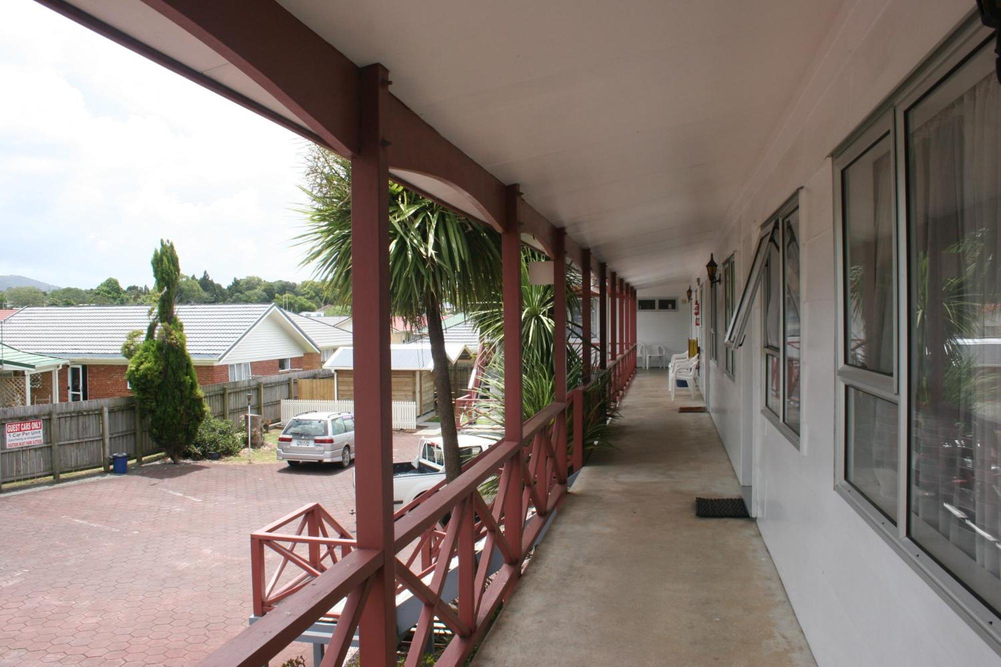 Burgundy Rose Motel Whangarei Esterno foto