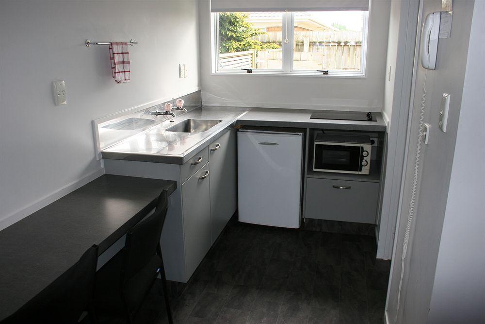 Burgundy Rose Motel Whangarei Esterno foto